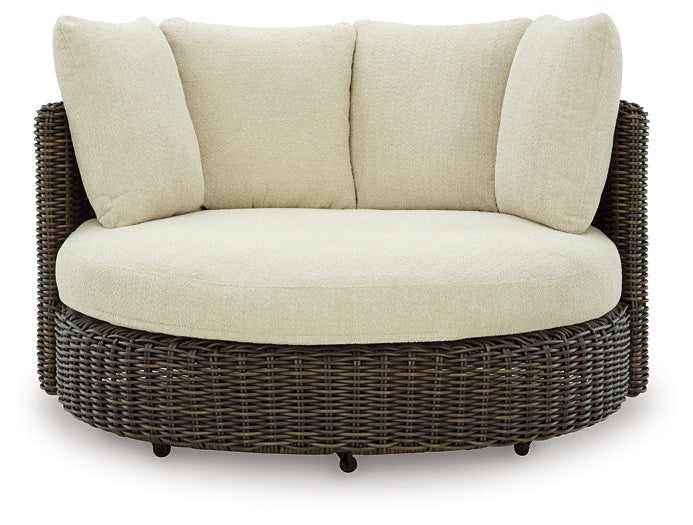 Kimora Swivel Lounge Chair w/Cushion