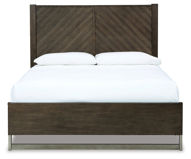 Arkenton Queen Panel Bed with Mirrored Dresser and 2 Nightstands