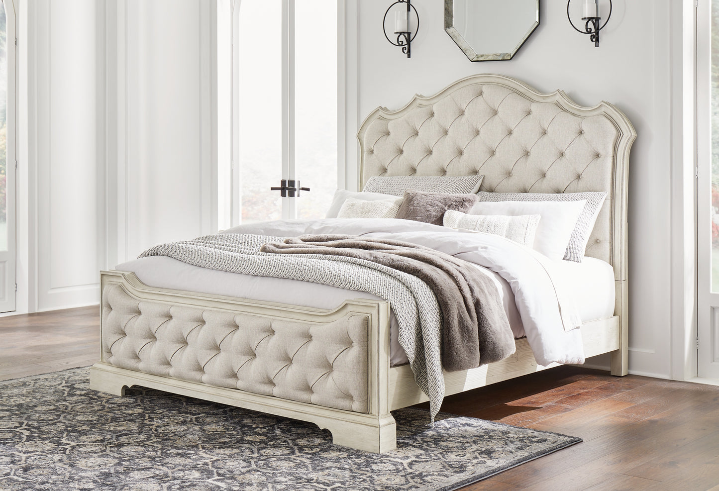 Arlendyne King Upholstered Bed with Mirrored Dresser and Chest